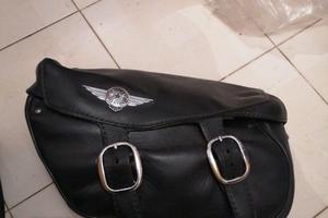 Borse laterali in pelle Harley Davidson