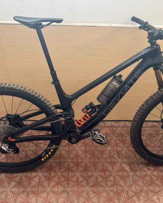 Deviate Highlander Enduro Carbon