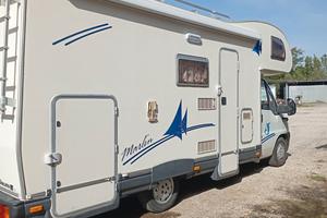 Camper mansardato elnagh Marlin 