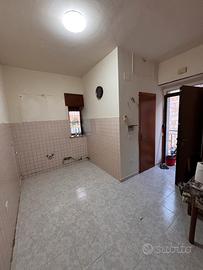 Bilocale 35 mq non arredato tra centro e unibas