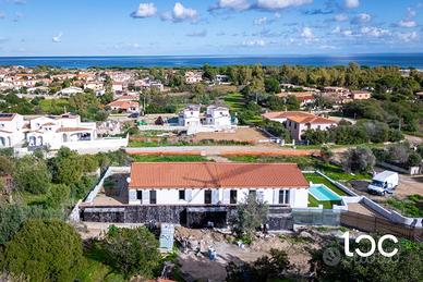 Villa caposchiera con vista mare e piscina privata