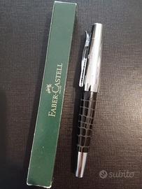 Penna stilografica 