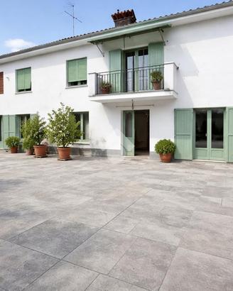 CASA SEMINDIPENDENTE A OVIGLIO