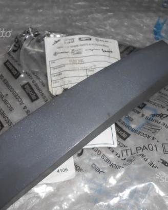 1500705 cresta parafango vespa