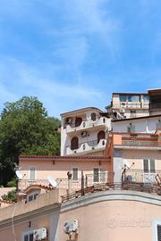 Casa singola - due appartamenti