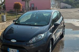 Ford fiesta 2010