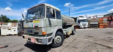 Fiat 190/30 con cisterna calabrese