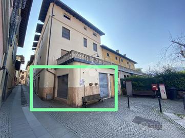 2 LOCALI A SALE MARASINO