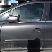 PORTIERA ANTERIORE SINISTRA OPEL Zafira B 2a Serie