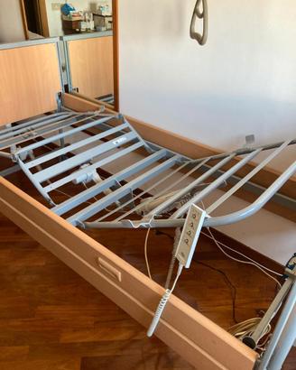 Letto elettrico Medley Ergo Invacare usato