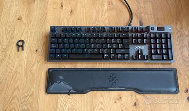 Tastiera meccanica XPG Summoner Cherry MX ReD