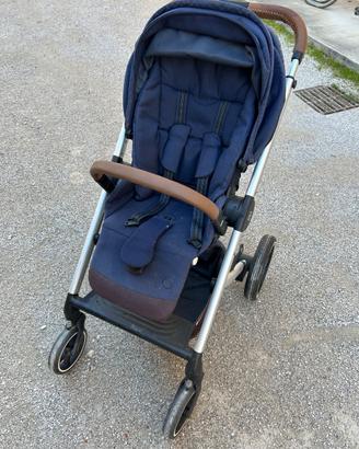 Passeggino con Sacco Per Inverno marca Cyber