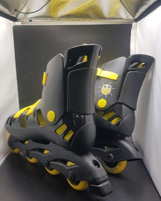 STOCK DI PATTINI A ROTELLE