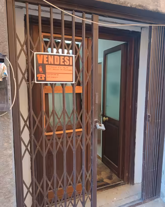 Locale Commerciale - Bagnaia