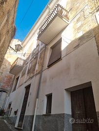 Casa su 3livelli con giardino RoccaseccaFR