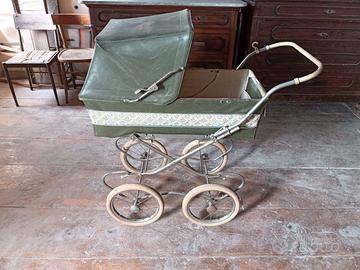 Carrozzina vintage