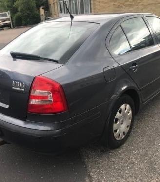 Skoda Octavia - Anno 2000 - 1.6 benzina - chzd