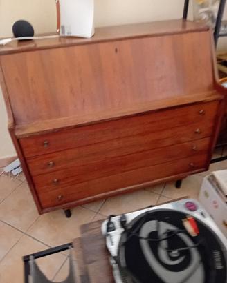 Scrittoio in legno 