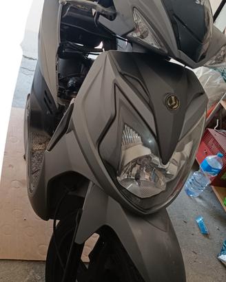 Scooter sym jet  50cc per ricambi