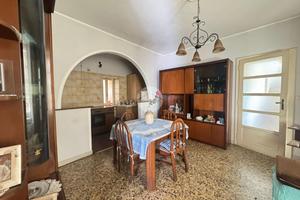 CASA DI CORTE A LESSONA