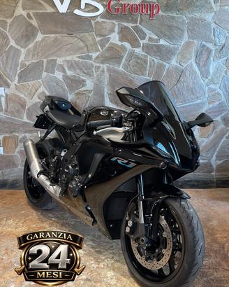 Yamaha YZF R1