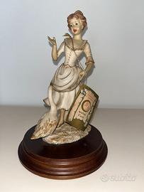 Porcellana di Capodimonte - Donna con Abito