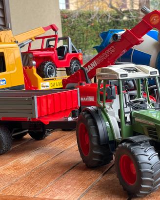 Bruder - Trattore Betoniera Carro attrezzi Manitou