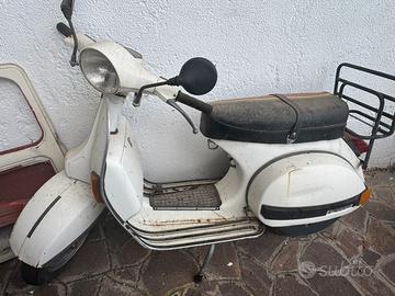 Vespa 125 px