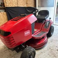 Trattorino tagliaerba TORO XL 320