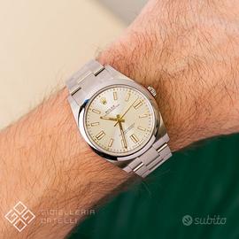 Rolex Oyster Perpetual 41 124300_New_Silver_Full