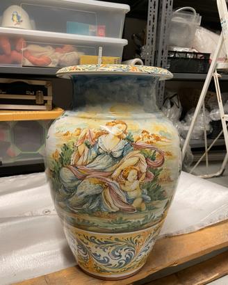 Vaso decorato a mano