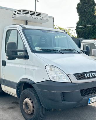 IVECO 70 C 17 Frigo Con Sponda