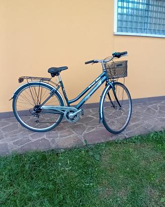 bici donna ruote 28 