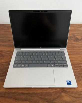 HP EliteBook Core Ultra 5 / 32GB RAM - NUOVO SOTTO