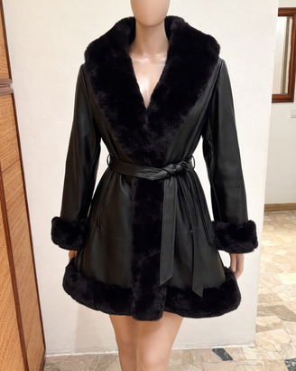 Cappotto eco-pelle con vera pelliccia raccoon – M