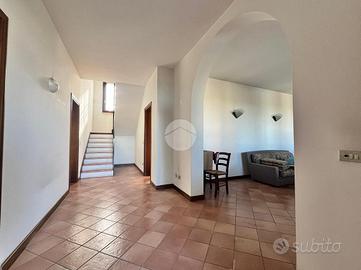 VILLA SINGOLA A CURTATONE