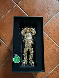 Kaws holiday space versione oro