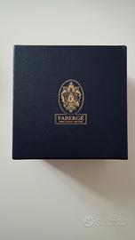 Scatola nuova di Fabergé con interno in seta 