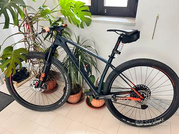 Scott scale 930 - mtb in carbonio