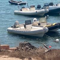 Gommone G48 con motore Honda 40