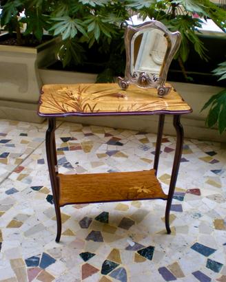 Narcisi- Tavolino art nouveau Galle