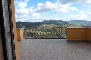 Nuova casa singola, angolare e panoramica a nicosi