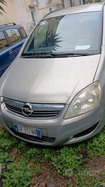 Opel zafira a metano casa madre