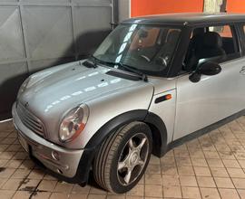 Mini 1.6 16V Cooper