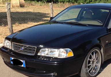Volvo c70 cofano nero