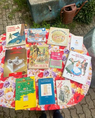 Lotto 12 Libri Vintage e d'Epoca: Fiabe Illustrate