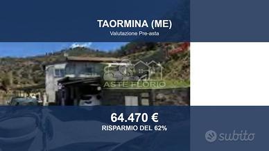 Immobile in asta di 145 m² a Taormina