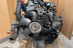 Motore e cambio mercedes 2.2 diesel 646985