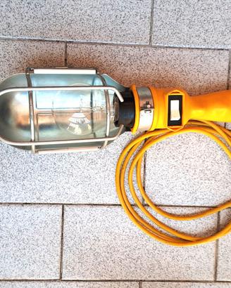 Lampada Zeca T 306 da 60 w 220 v usato come nuovo.