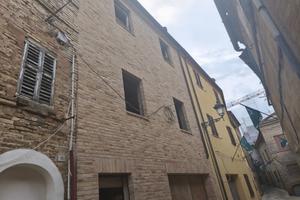 Casa a schiera a Treia (MC)